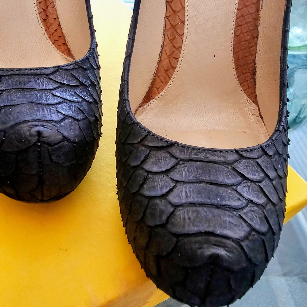 Fendi Black Textured Women's Heels - Picture 10 of 12
